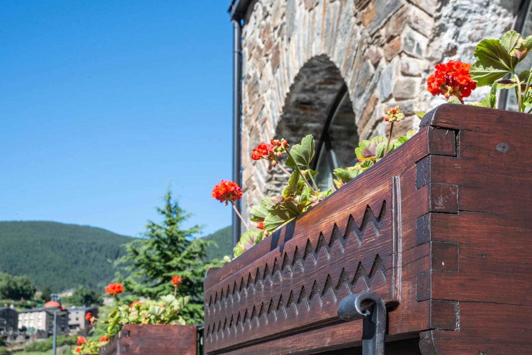 Hotel Bonavida Canillo Esterno foto
